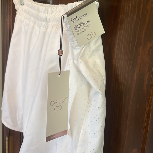 Calia Mid-Rise Infinity Skort - Picture 6 of 6